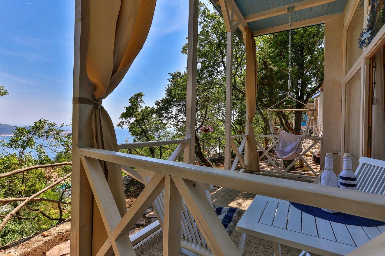 Tramontana Glamping Hotel Бар Екстериор снимка